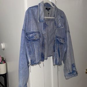 PLUS Cropped Denim Jacket